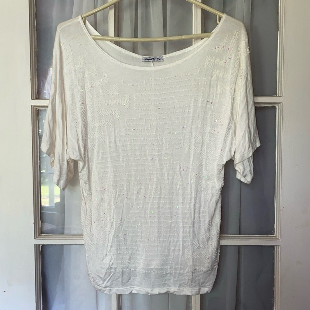 Sweet Clarity Women's Relaxed White Tee Size Medium in good condition